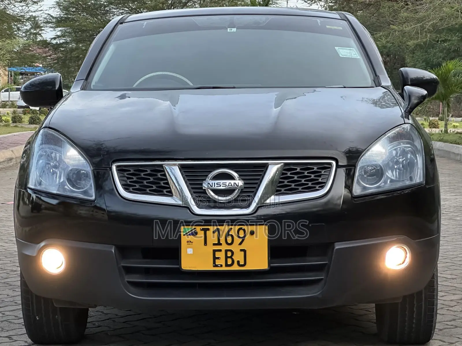 Nissan Dualis 2010 Black