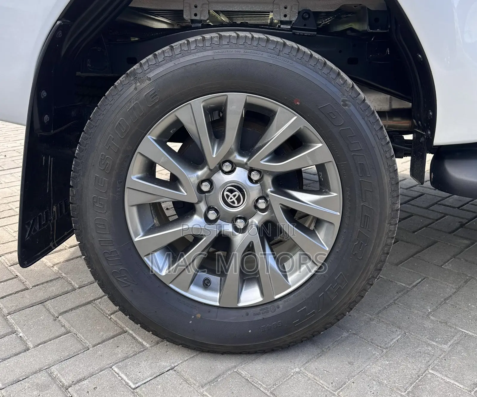 New Toyota Hilux 2025 White