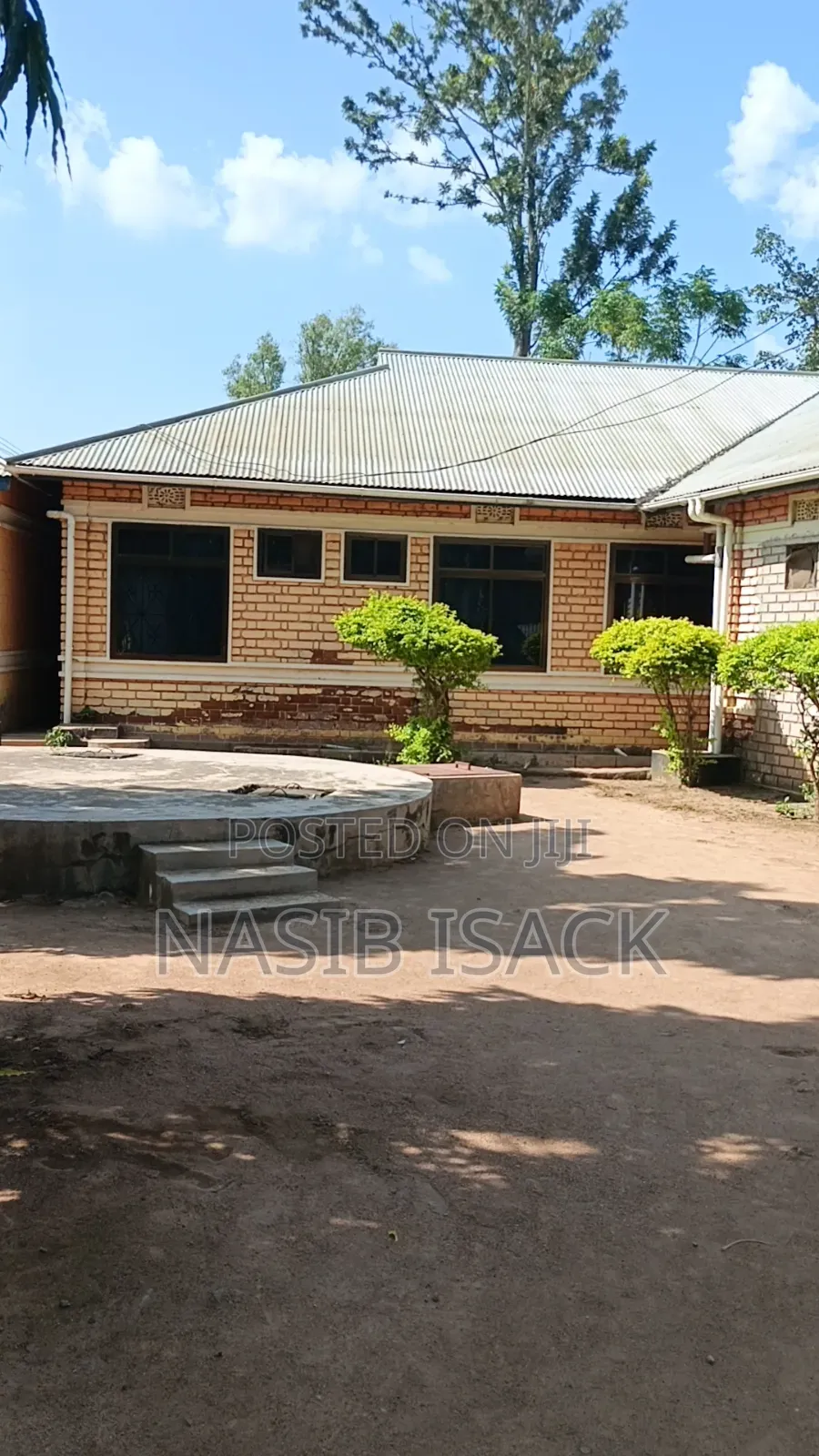 Hostel for Sale Mwanza Saut