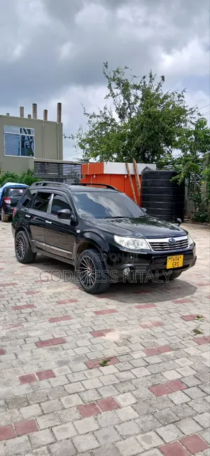 Subaru Forester 2010 Black