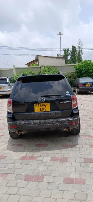Subaru Forester 2010 Black
