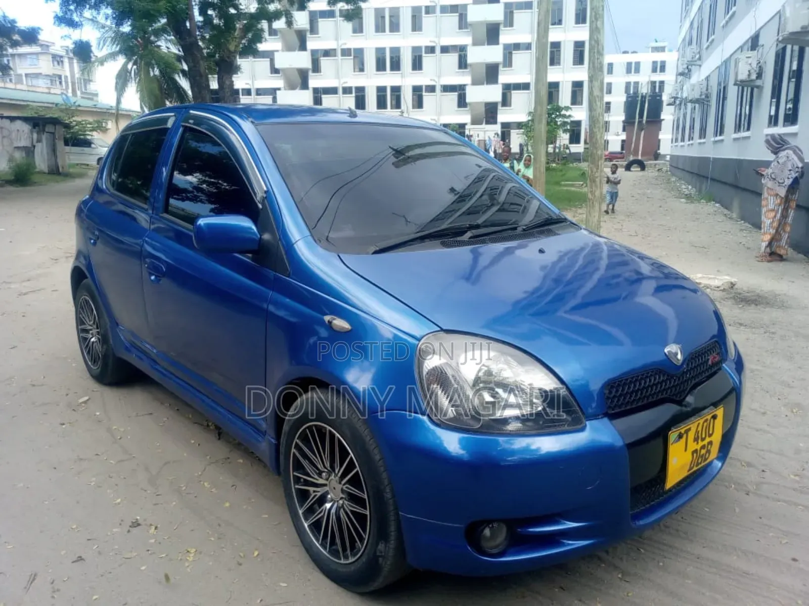 Toyota Vitz 2005 Blue