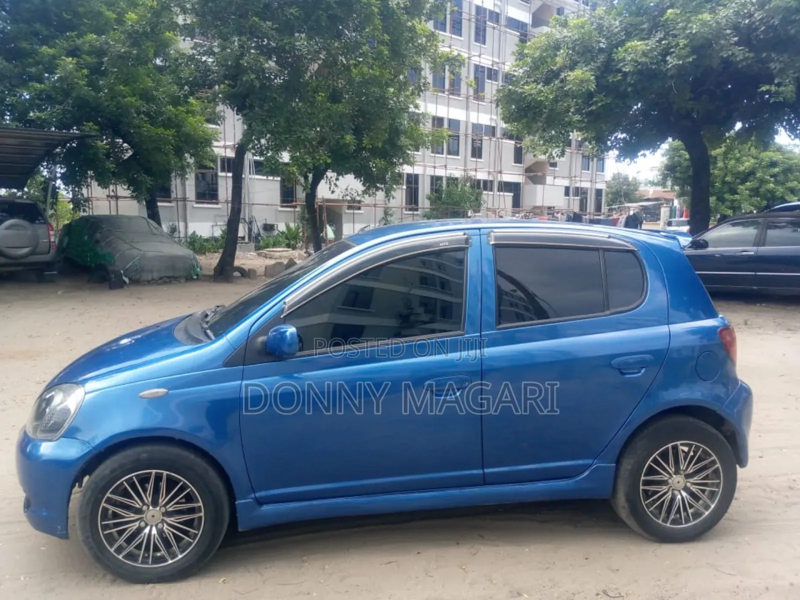 Toyota Vitz 2005 Blue