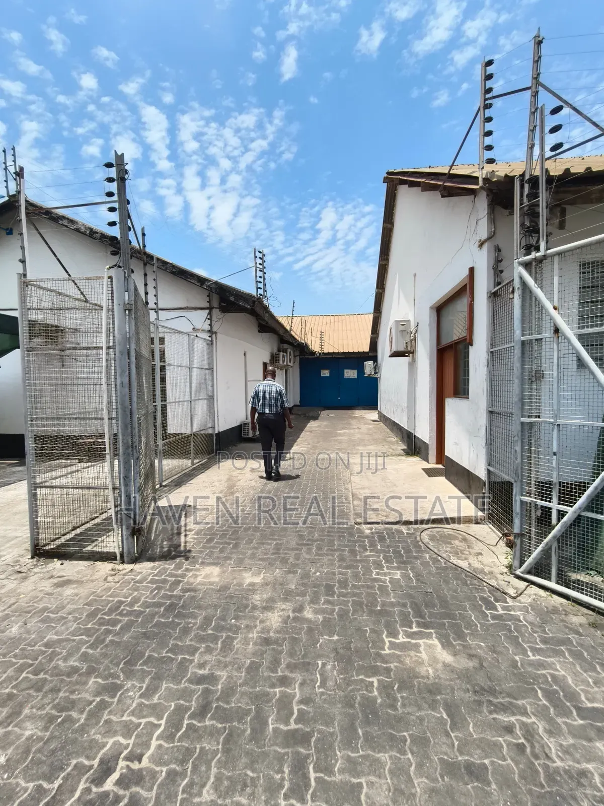 Godown for Rent at Nyerere Road