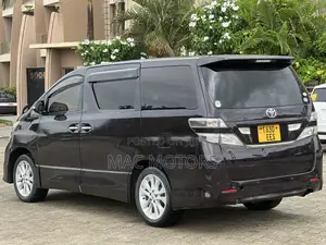 Toyota Vellfire 2009 Purple