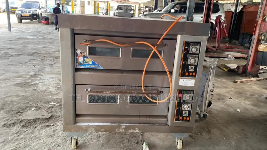 High Class Commercial Triple Deck Gas Oven