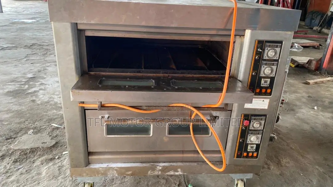 High Class Commercial Triple Deck Gas Oven