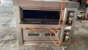 High Class Commercial Triple Deck Gas Oven