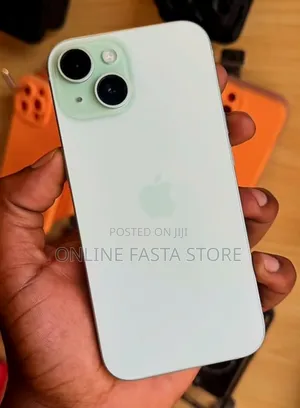 New Apple iPhone 15 128 GB Green