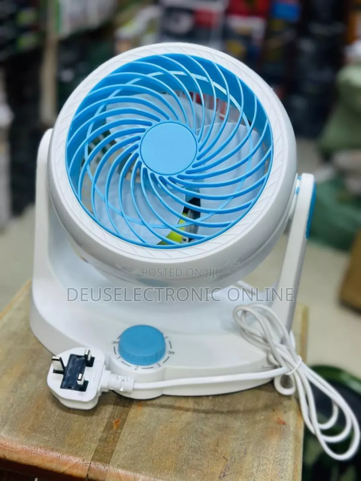 Fan Ya Mezan.
