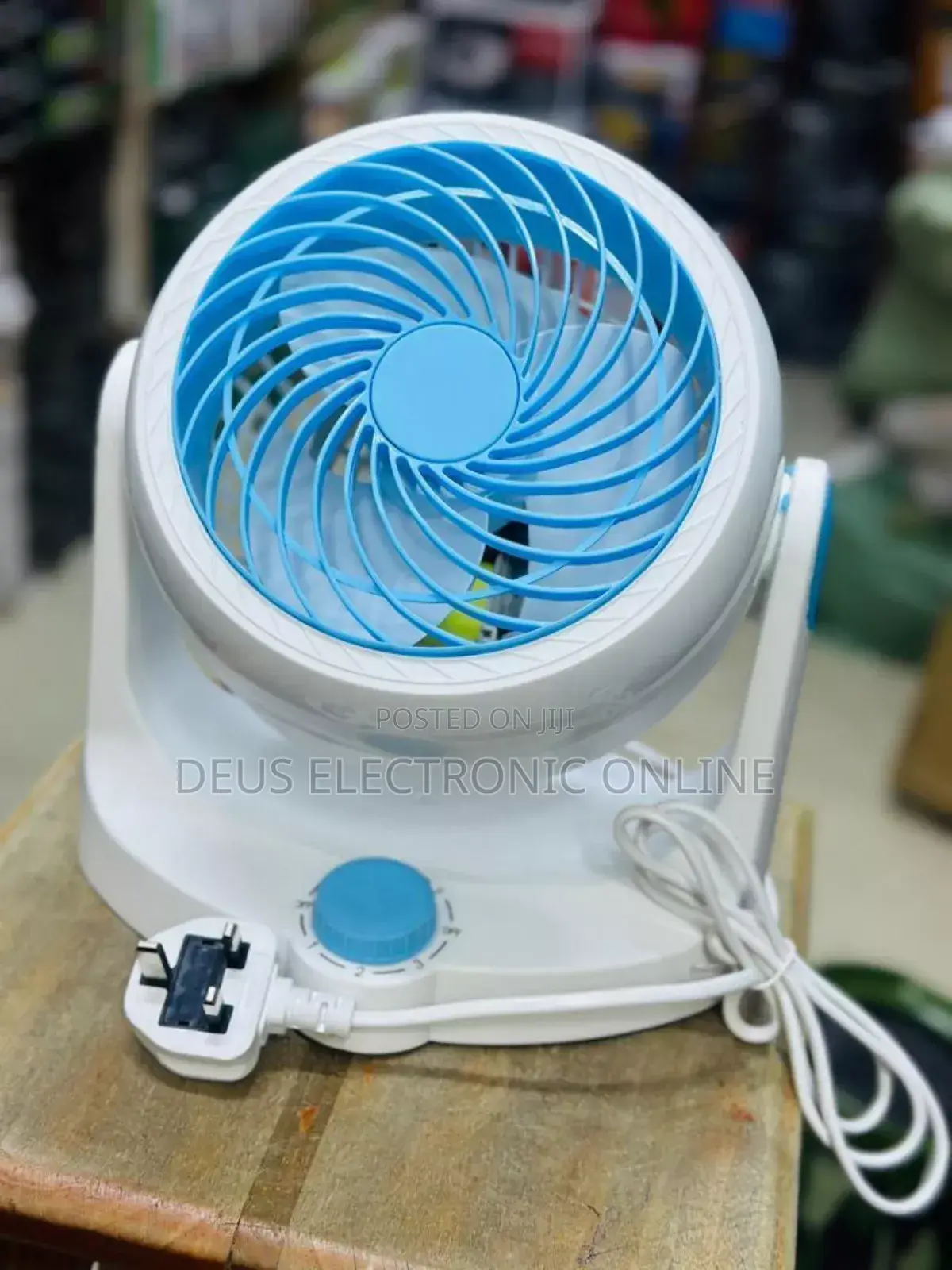 Fan Ya Mezan.
