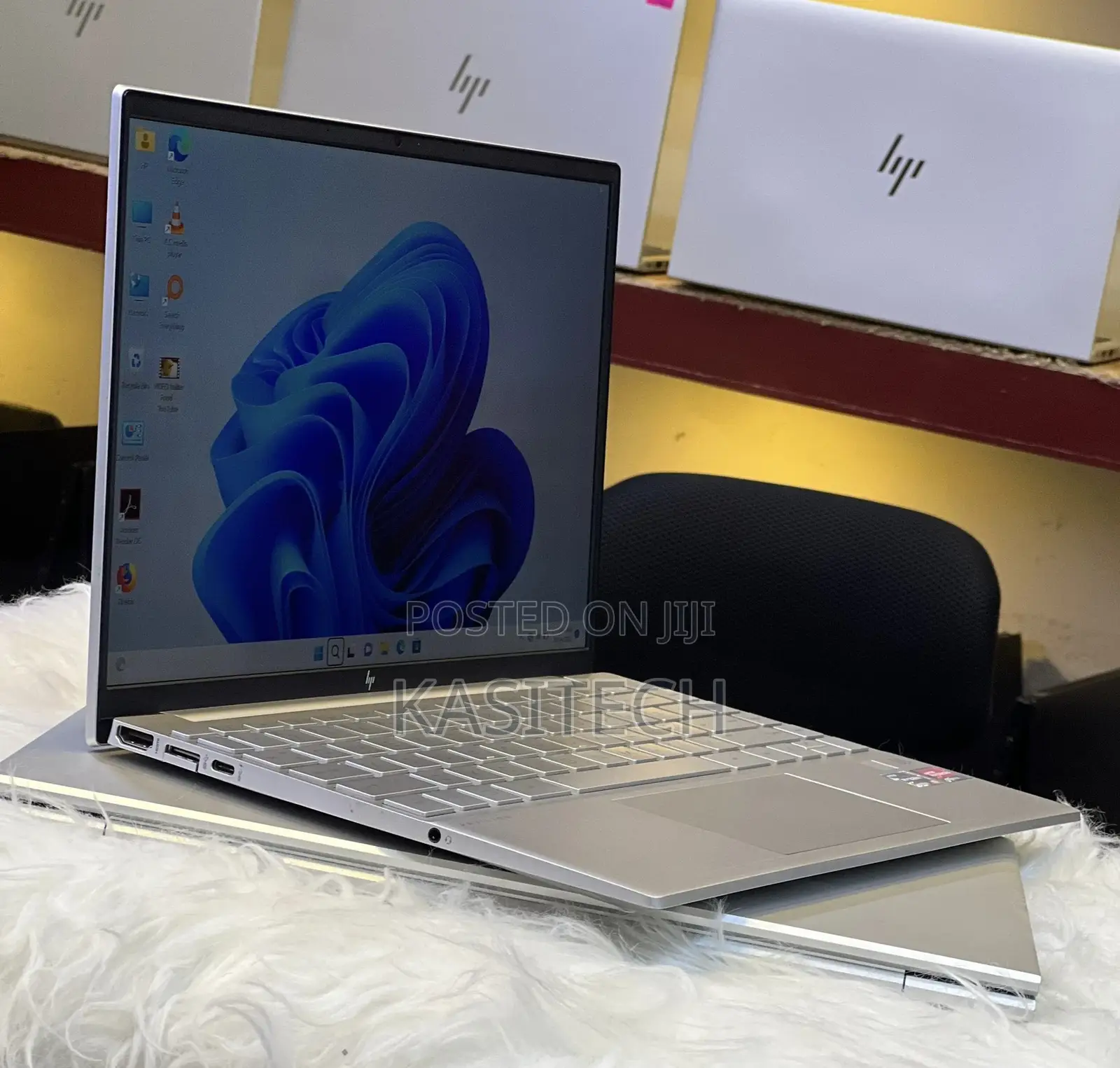 New Laptop HP 16GB AMD Ryzen 5 SSD 512GB