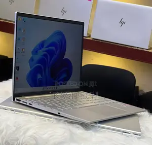 New Laptop HP 16GB AMD Ryzen 5 SSD 512GB