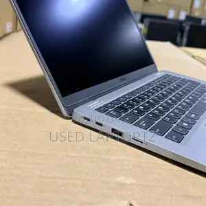 Laptop Dell Latitude 5320 32GB Intel Core i7 SSD 256GB