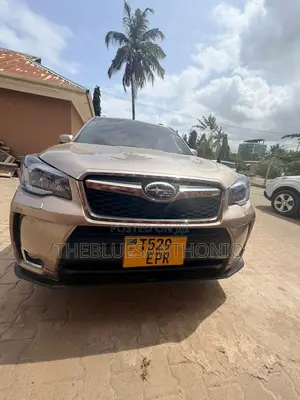 Subaru Forester 2014 Gold