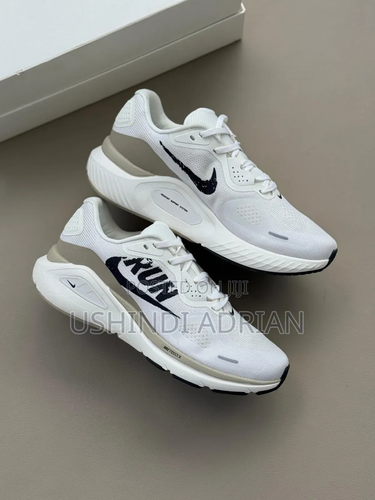 Nike Running |Light•Comfortable•Performance