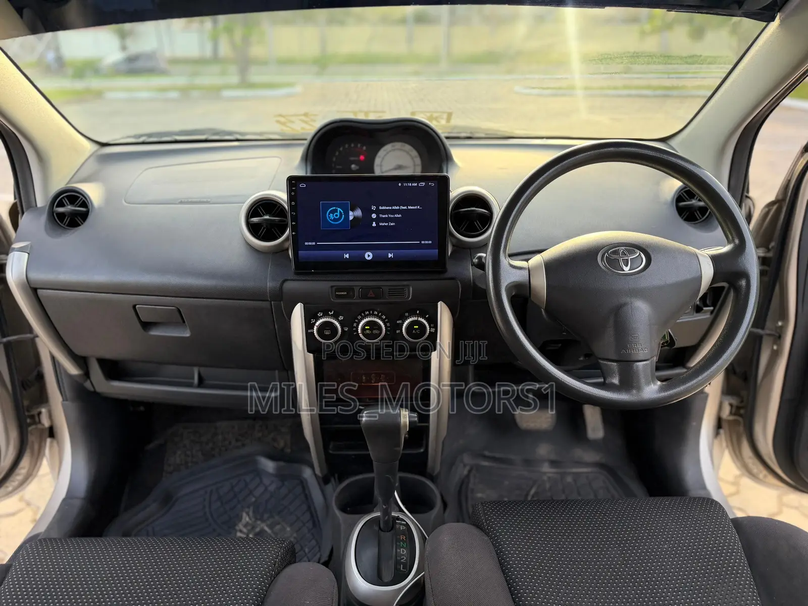 Toyota IST 2003 Beige