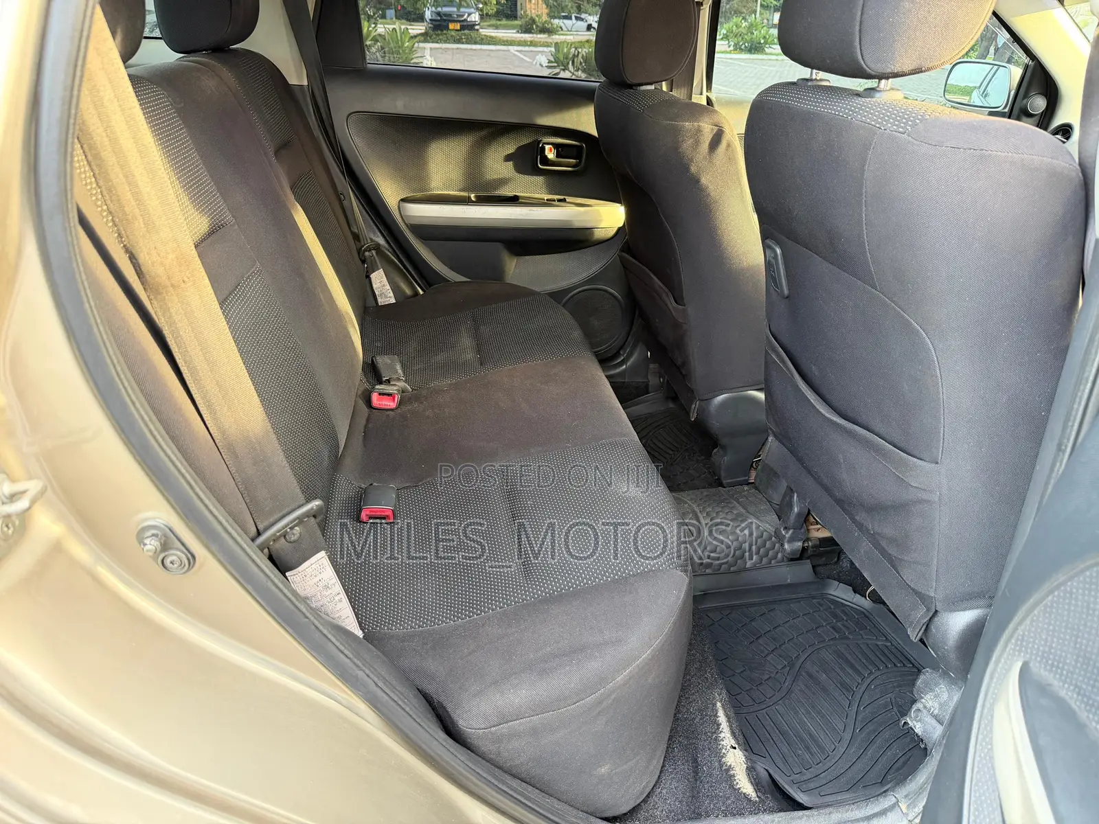 Toyota IST 2003 Beige