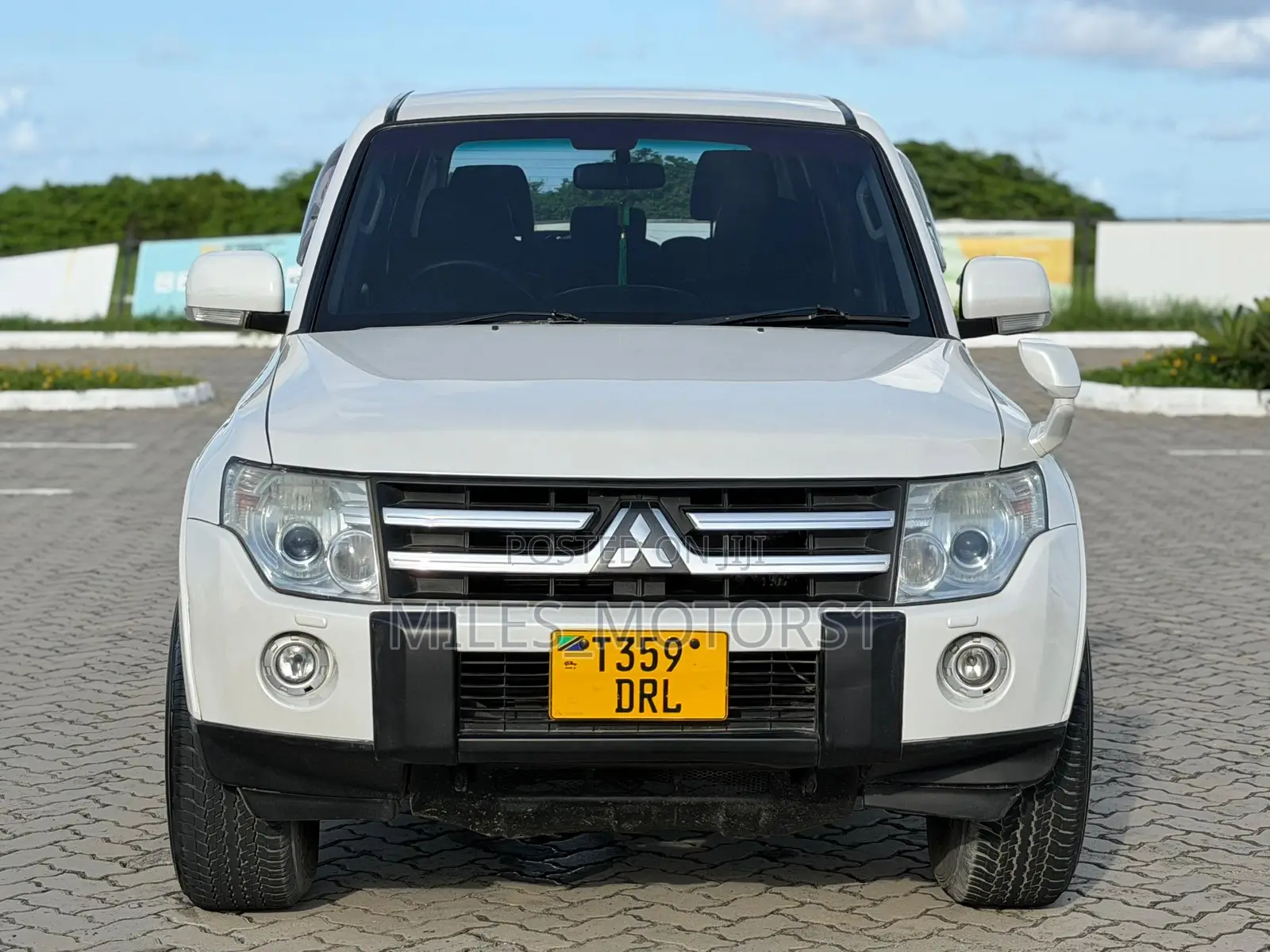 Mitsubishi Pajero 2008 White