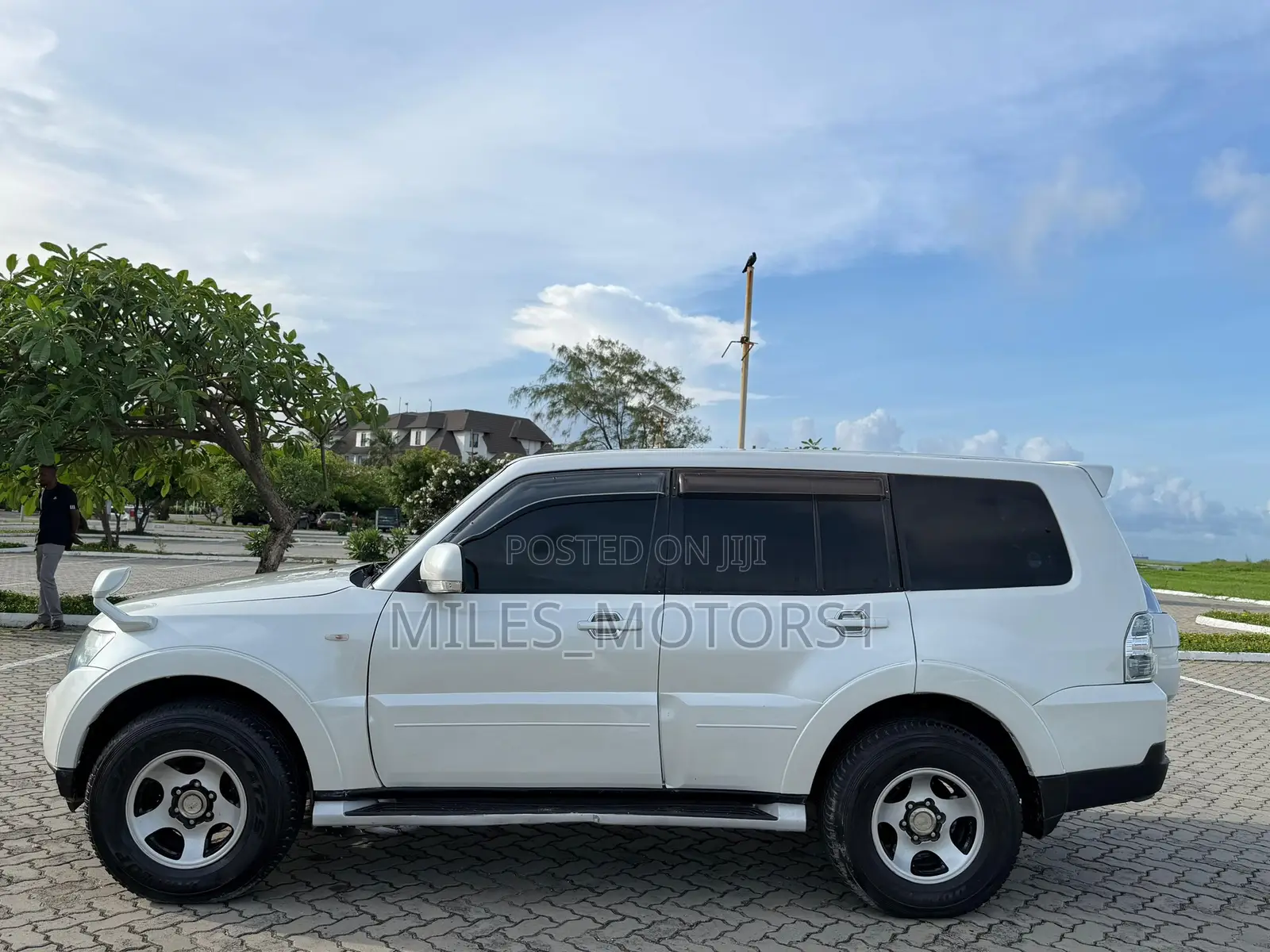 Mitsubishi Pajero 2008 White