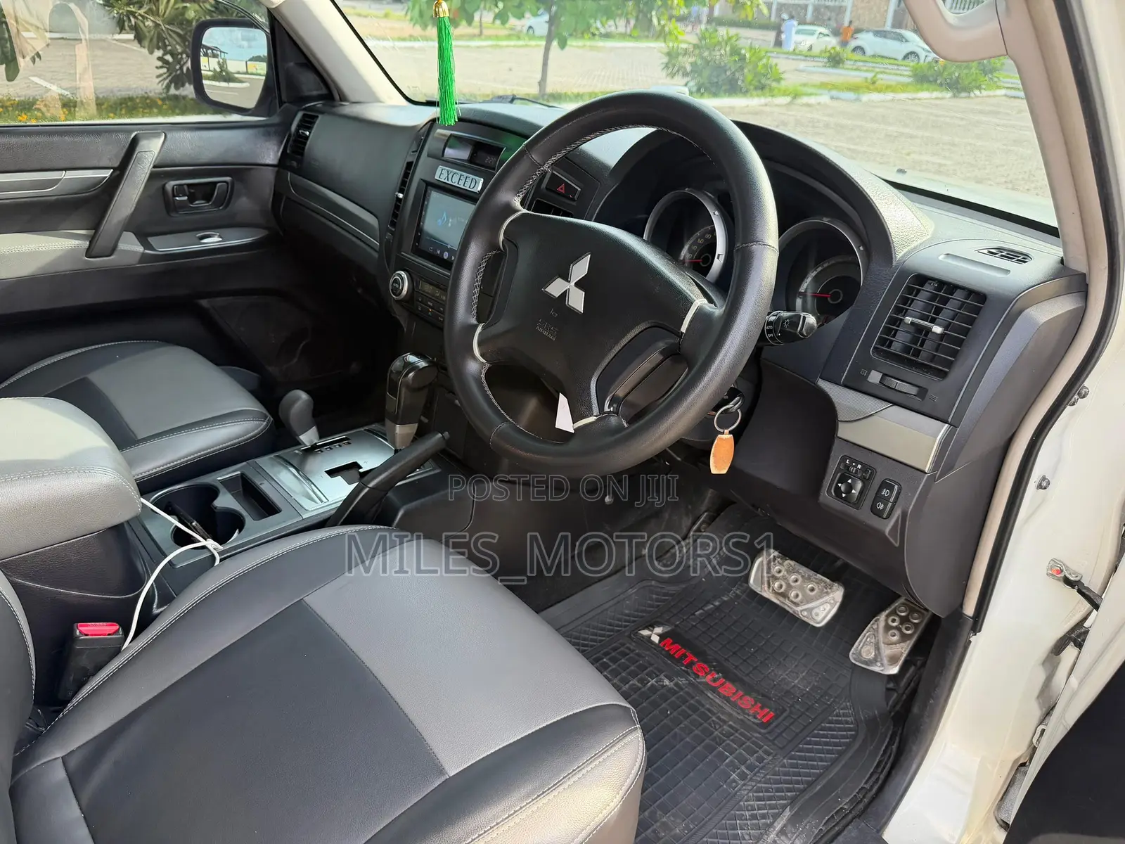 Mitsubishi Pajero 2008 White