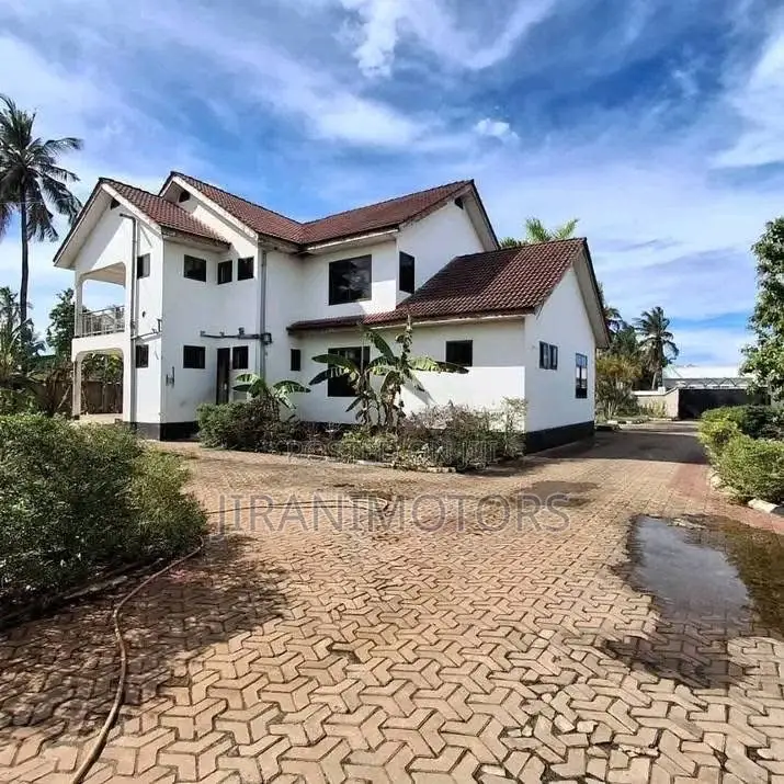 4bdrm House in Bahari Beach, Mbweni for sale