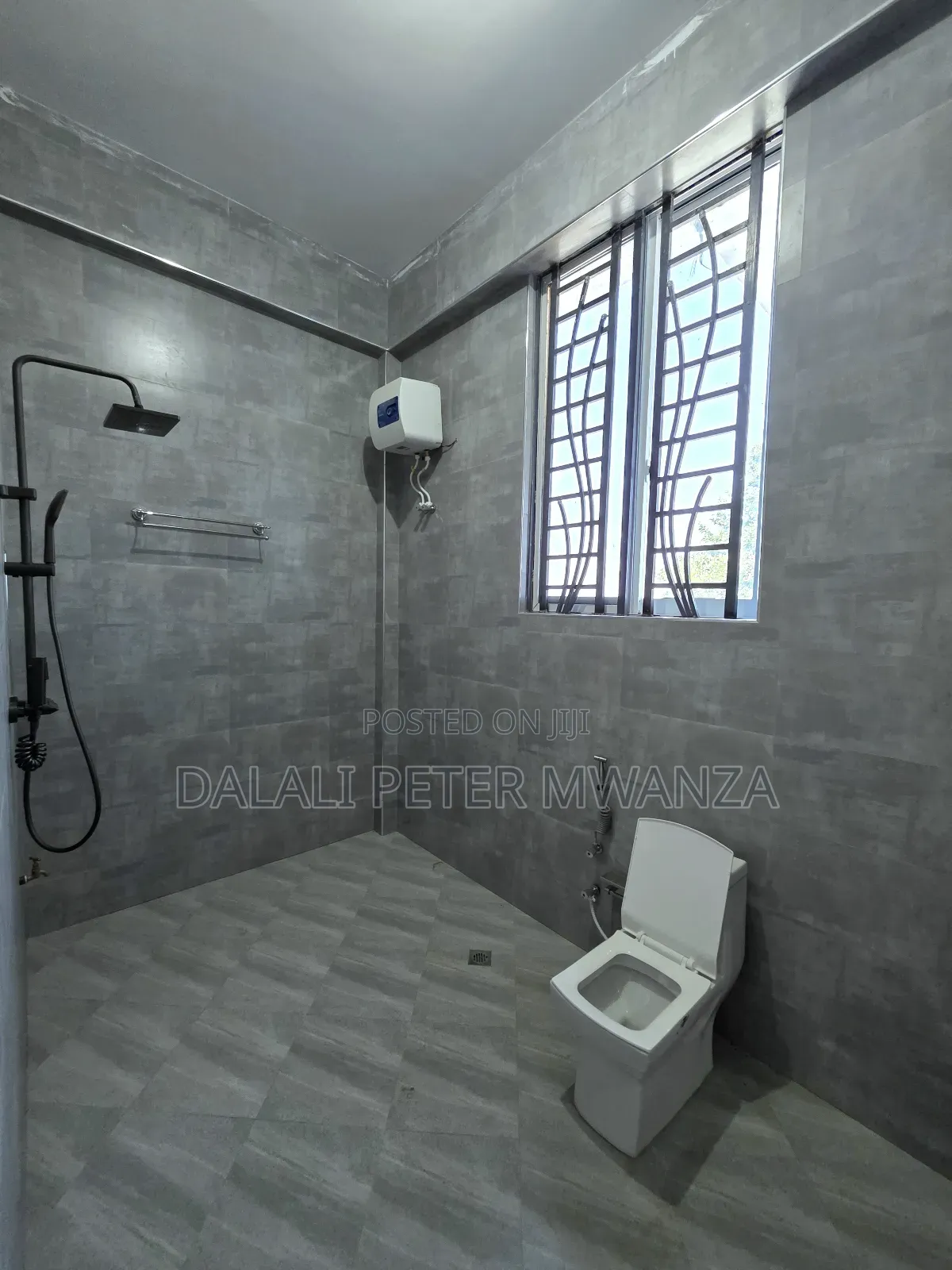 5bdrm Apartment in Rock City, Ilemela Ward for rent