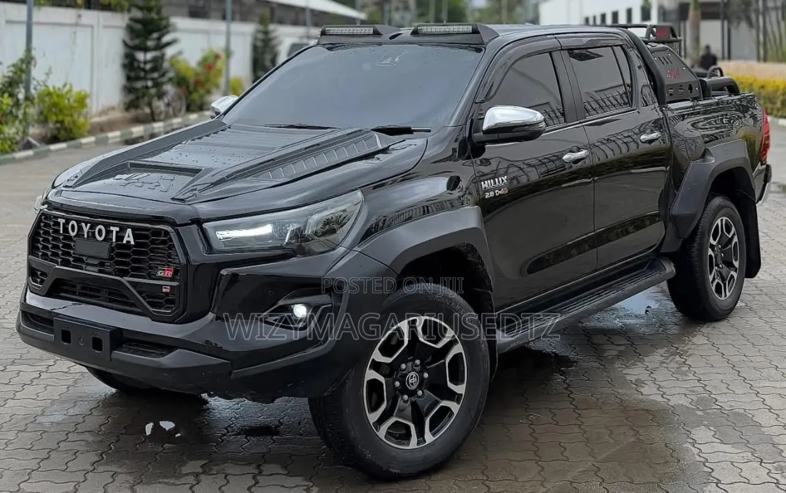 Toyota Hilux 2023 Black