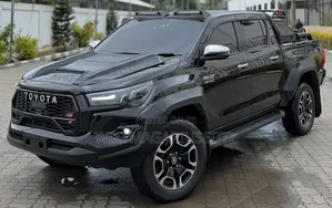 Toyota Hilux 2023 Black