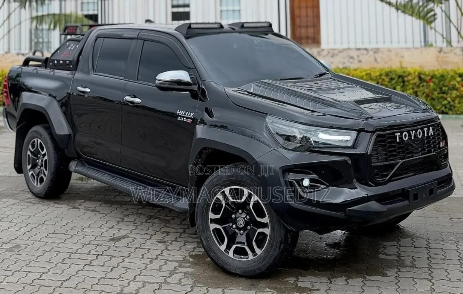 Toyota Hilux 2023 Black