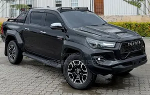 Toyota Hilux 2023 Black