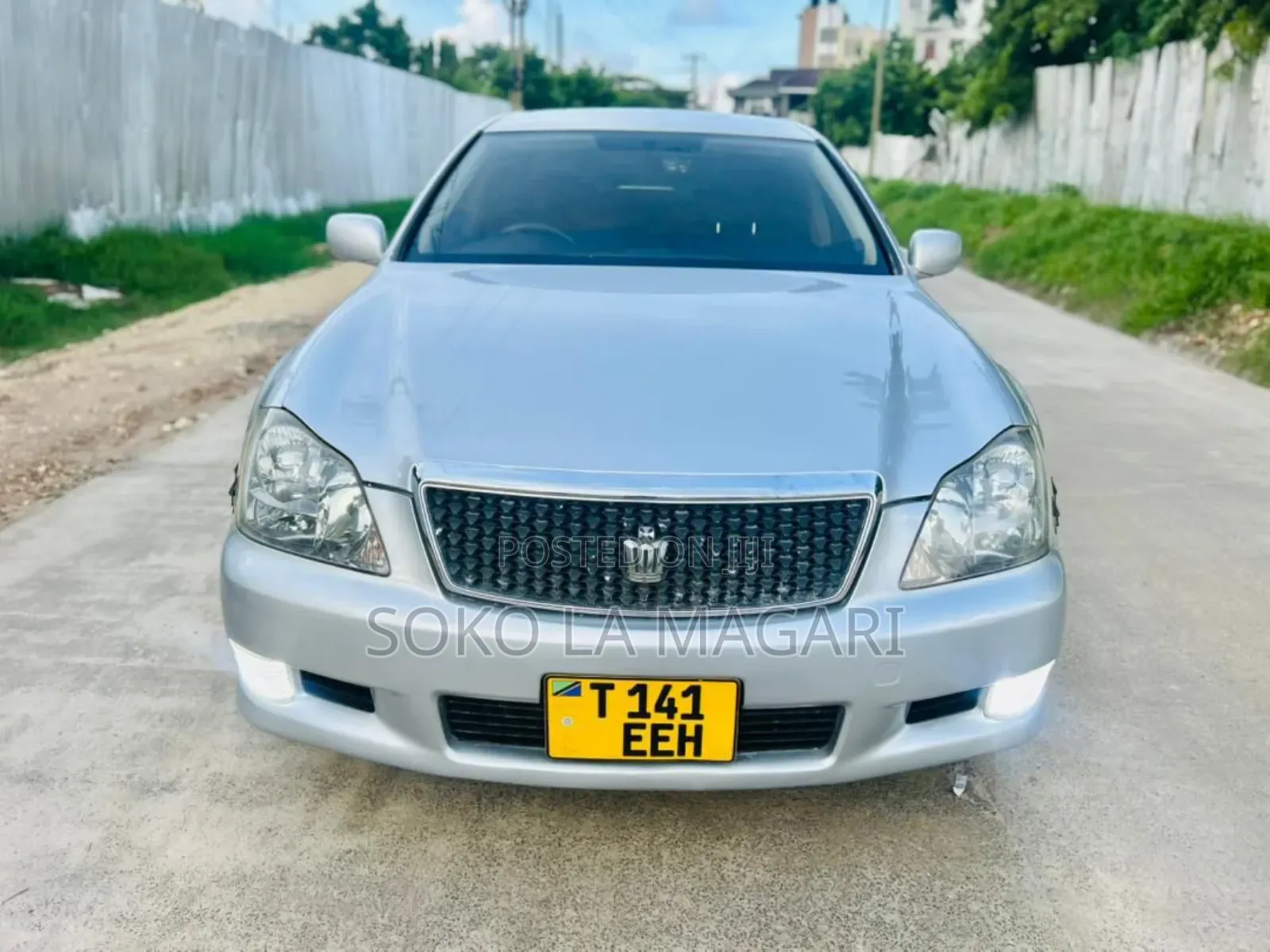 Toyota Crown 2006 Silver