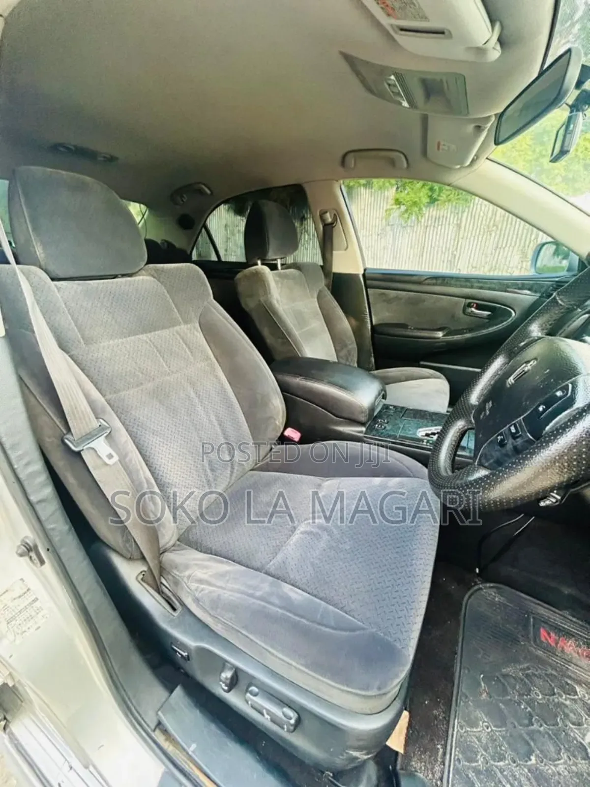 Toyota Crown 2006 Silver