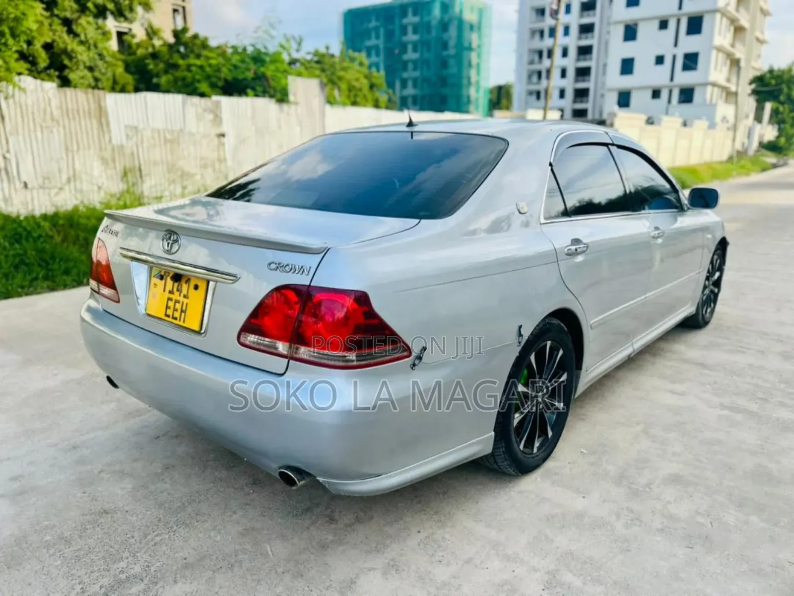 Toyota Crown 2006 Silver