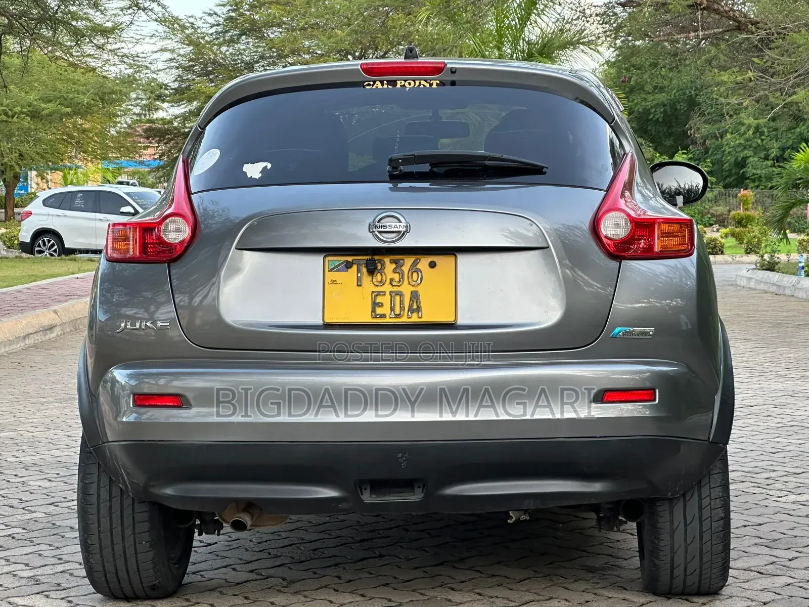 Nissan Juke 2011 Gray