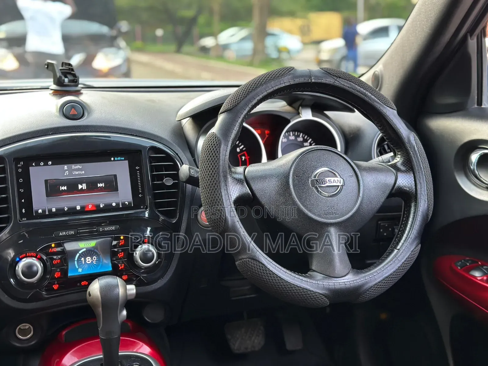 Nissan Juke 2011 Gray