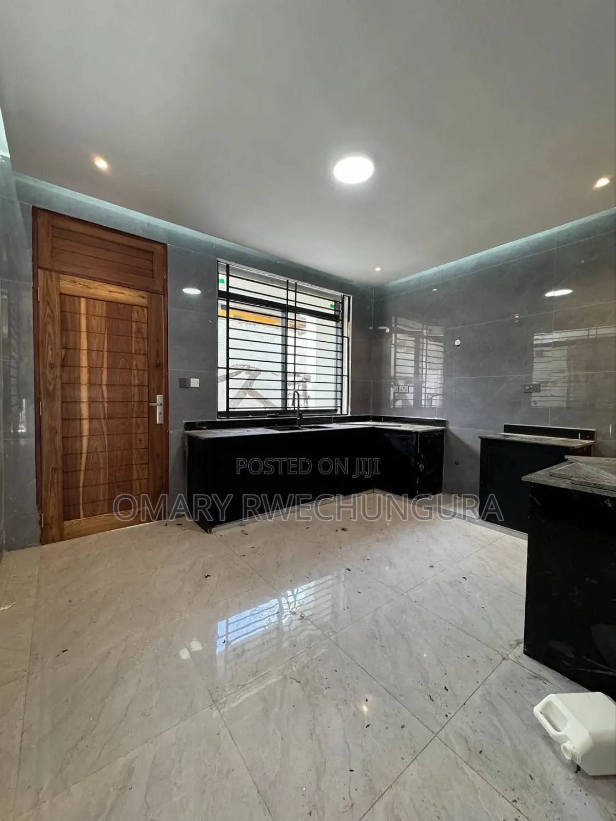 2bdrm Apartment in Goba Dangote for rent