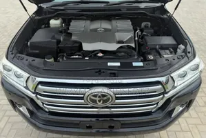 Toyota Land Cruiser 4.5 V8 VXR 2017 Black