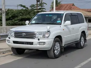 Toyota Land Cruiser 4.5 V8 GXR 2007 White