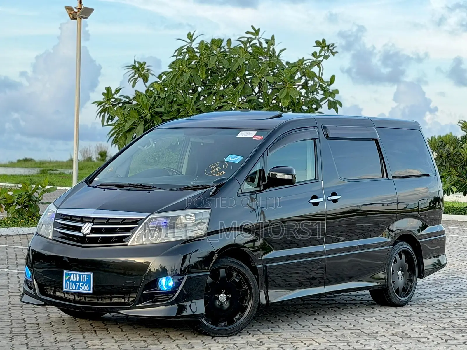 Toyota Alphard 2006 Black