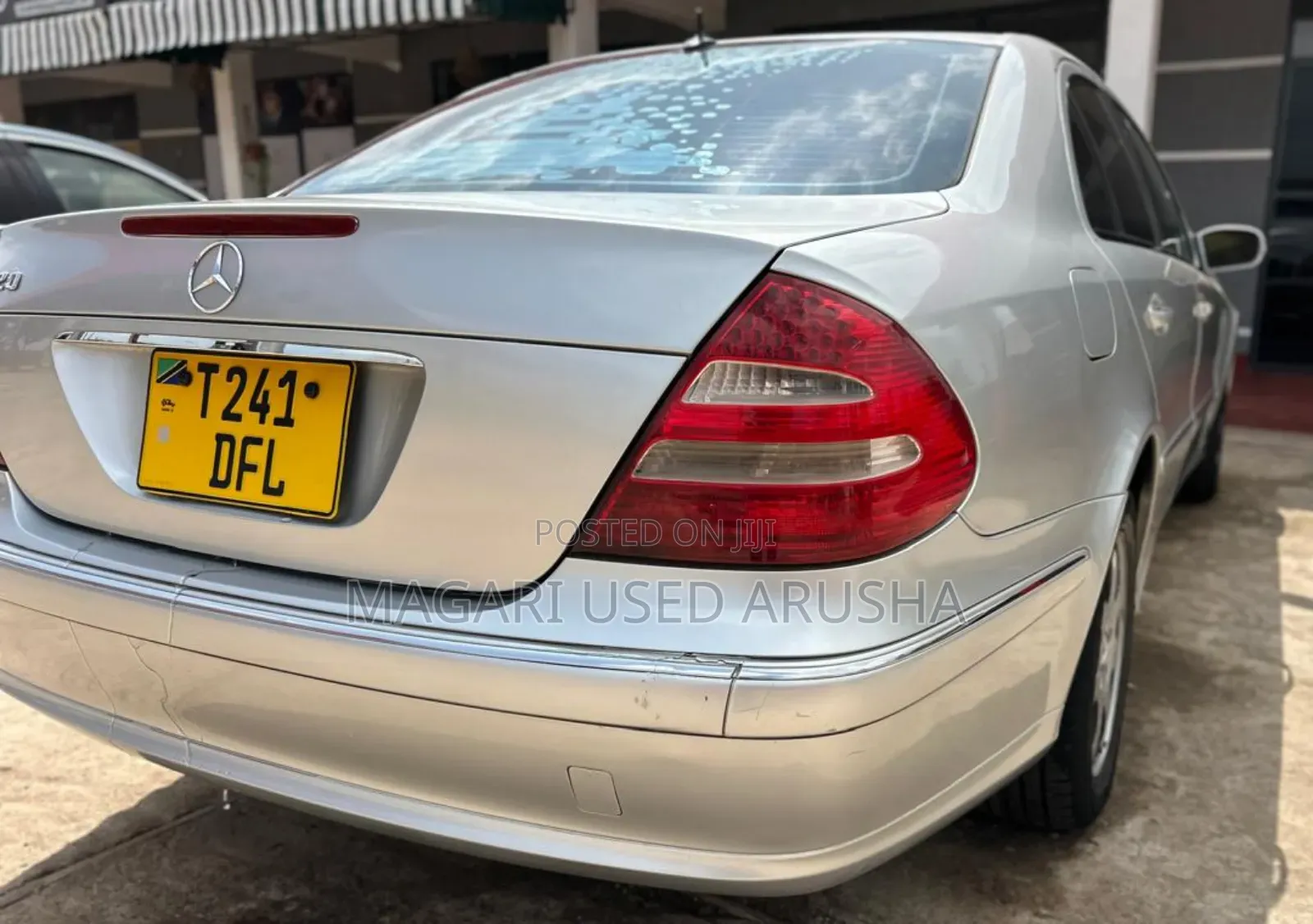 Mercedes-Benz E320 2005 Silver