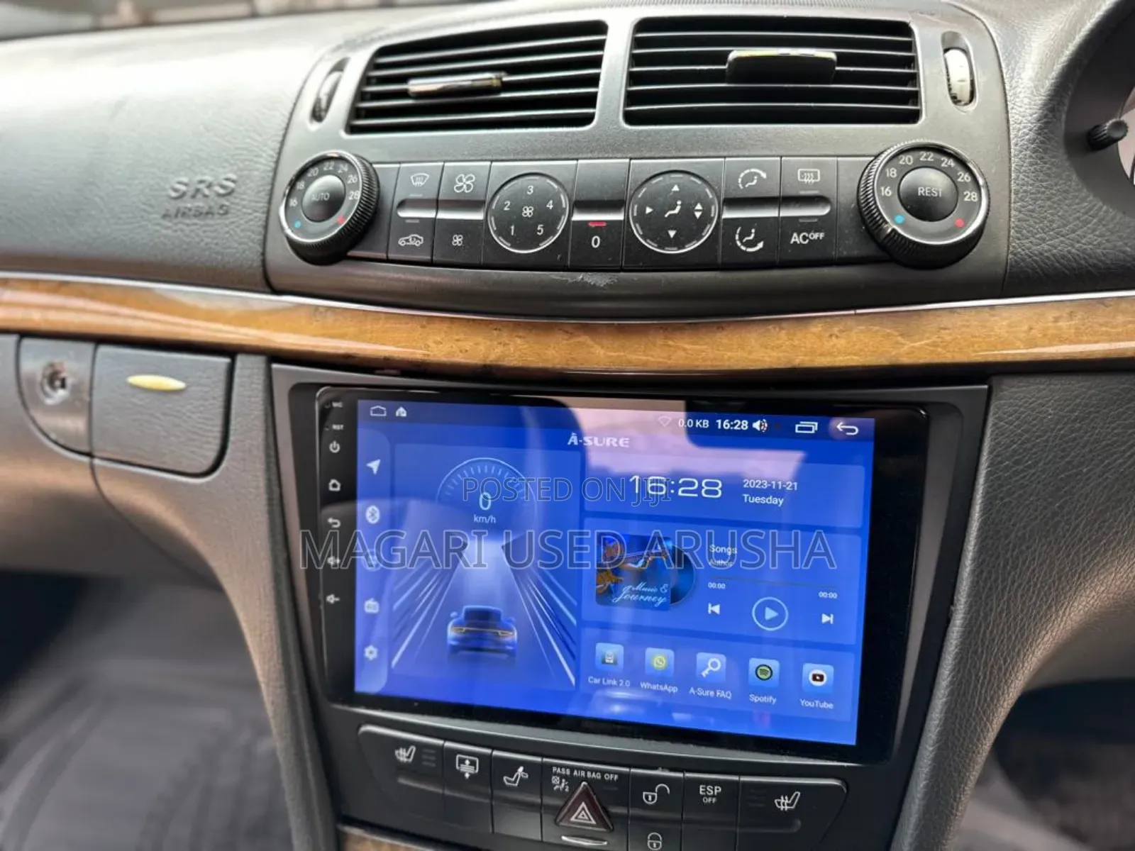 Mercedes-Benz E320 2005 Silver