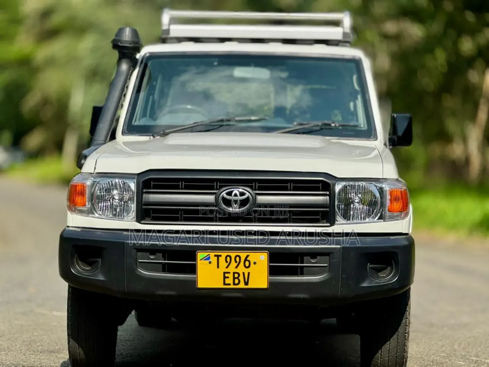 Toyota Land Cruiser 2019 White
