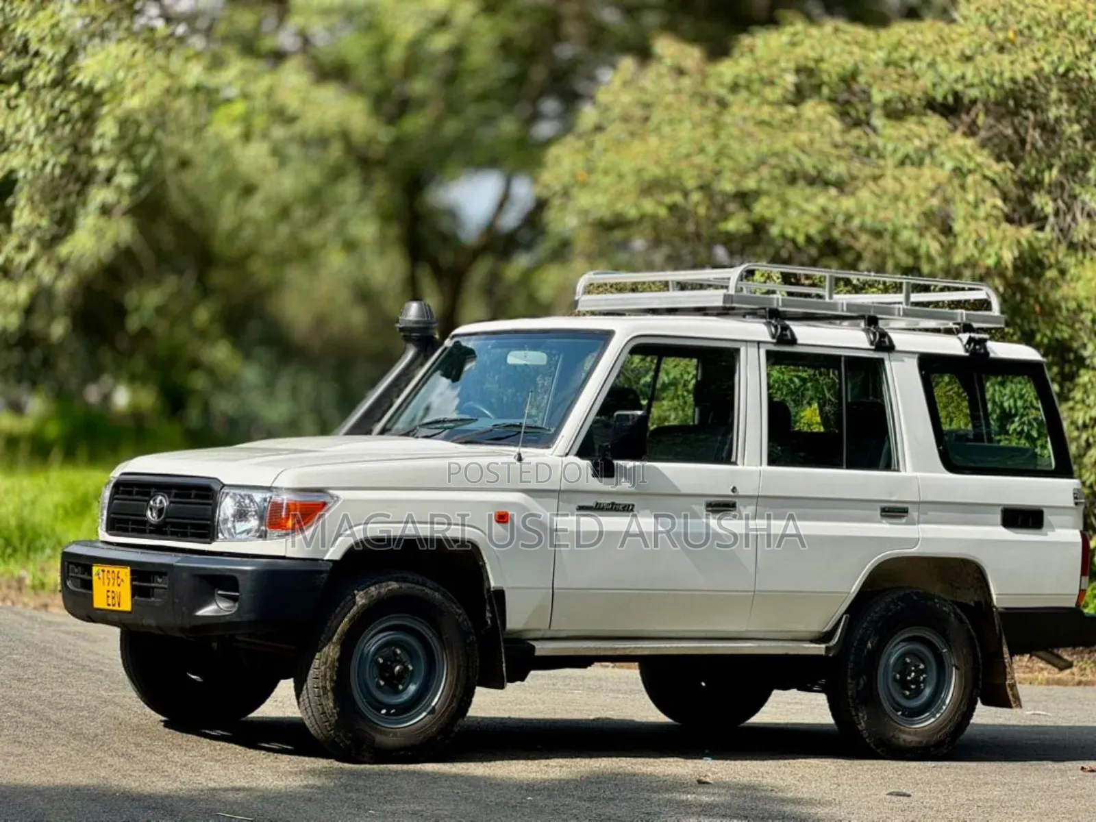 Toyota Land Cruiser 2019 White