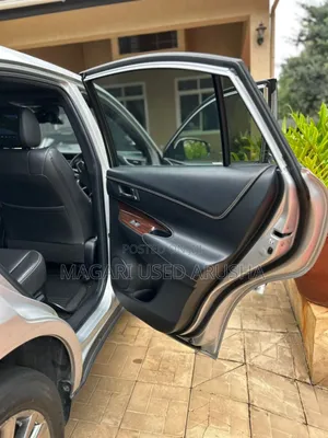 Toyota Harrier 2017 Silver