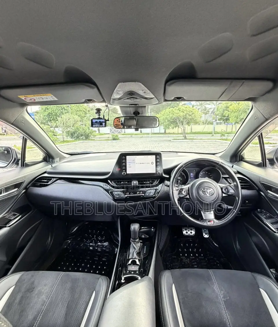 Toyota C-HR 2019 White