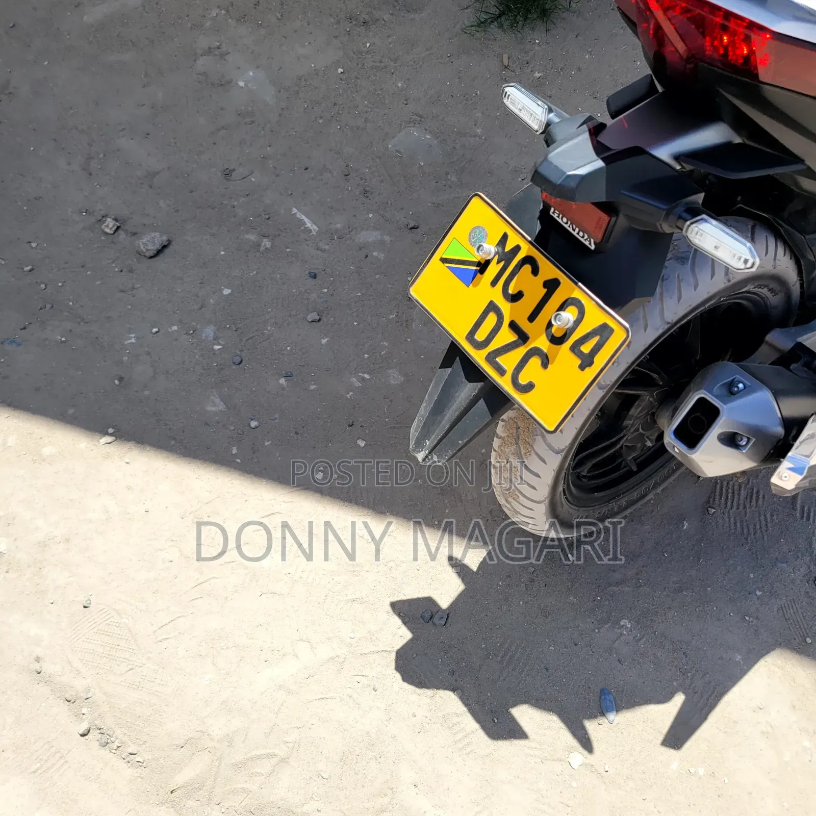 Honda CB 2025 White