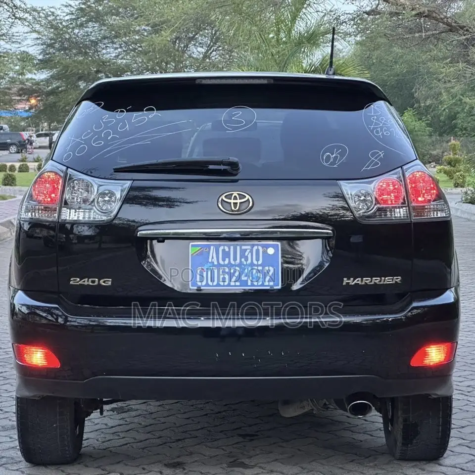 Toyota Harrier 2.4 2007 Black