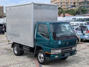 Mitsubishi Canter 4d33