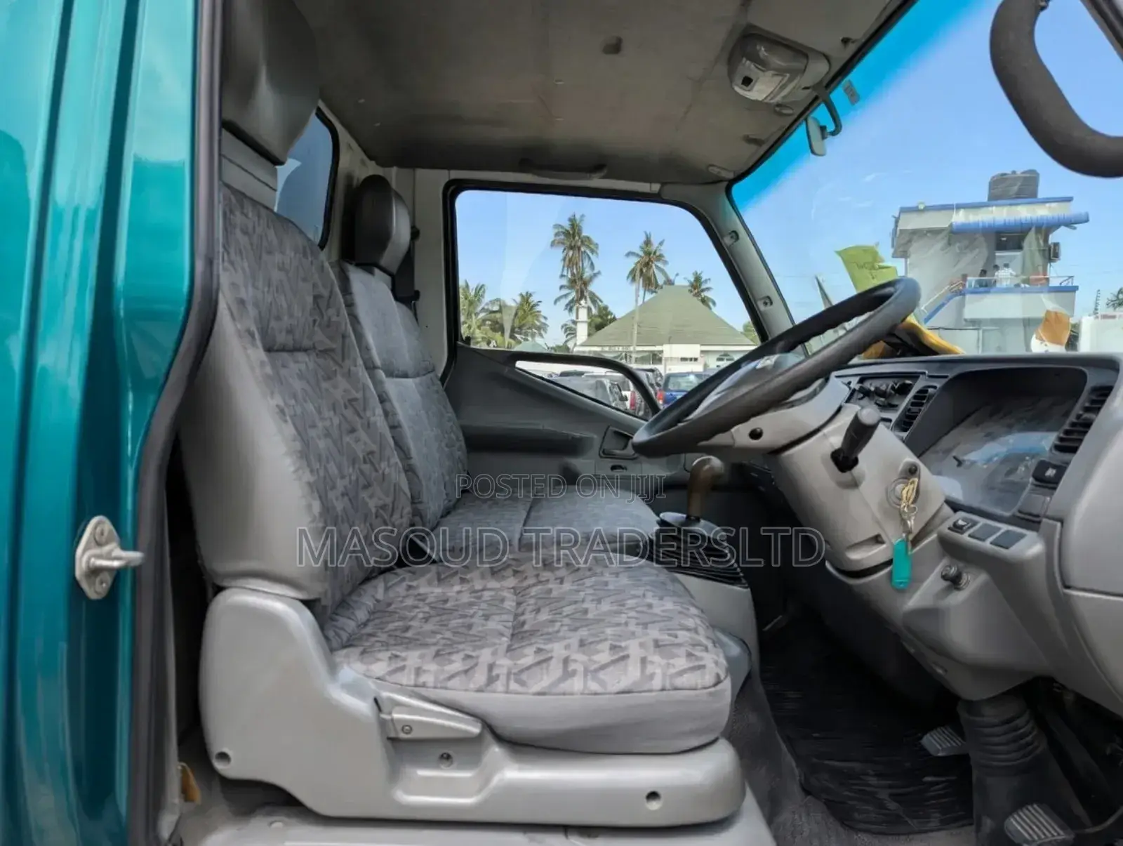 Mitsubishi Canter 4d33